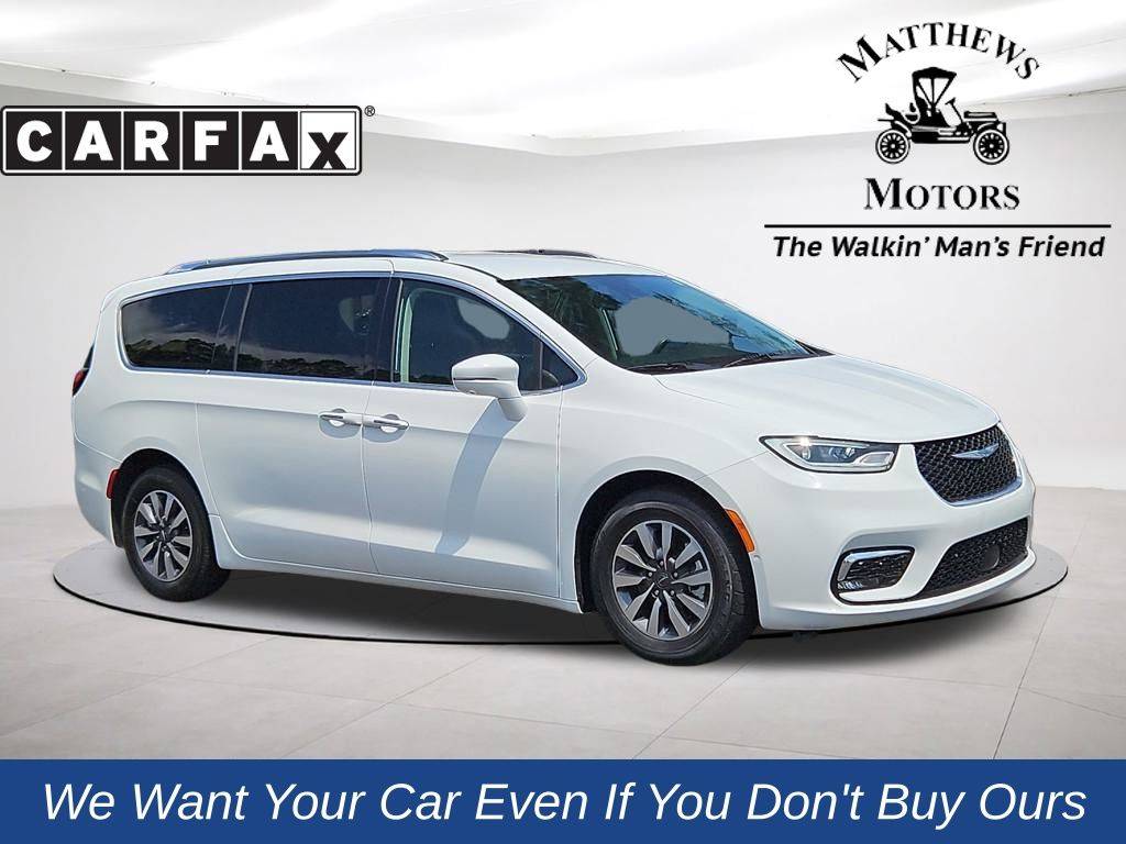 2021 Chrysler Pacifica Hybrid Touring L — Minivan — 62,326 mi — Clayton, NC