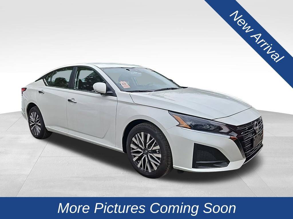 2023 Nissan Altima SV — Sedan — 6 mi — Clayton, NC