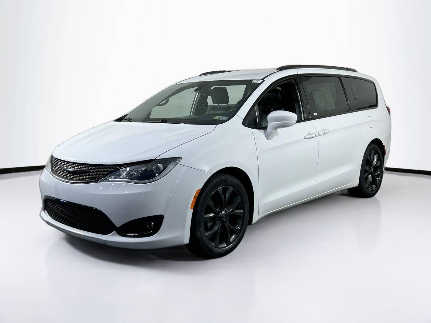 2018 Chrysler Pacifica Touring L Plus — Minivan — 64,626 mi — Edgemont, PA
