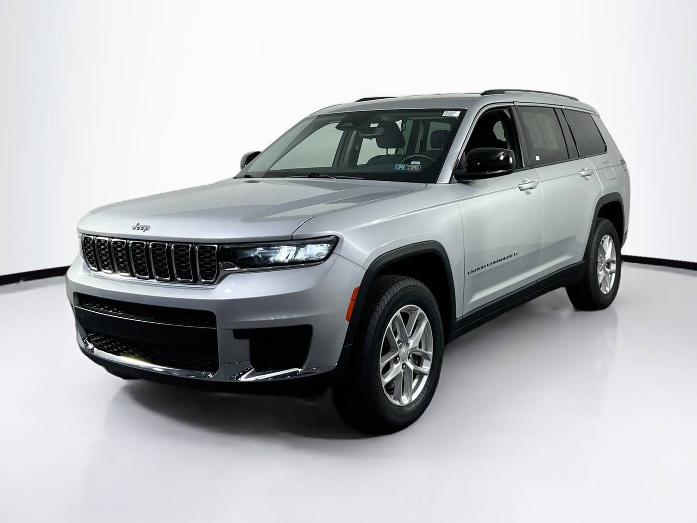 2021 Jeep Grand Cherokee Laredo — SUV — 27,805 mi — Edgemont, PA