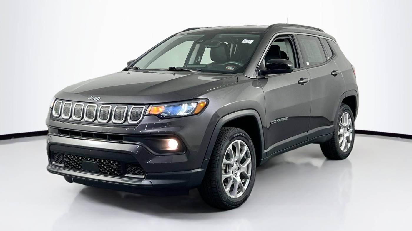 2022 Jeep Compass Latitude Lux — SUV — 16,594 mi — Edgemont, PA