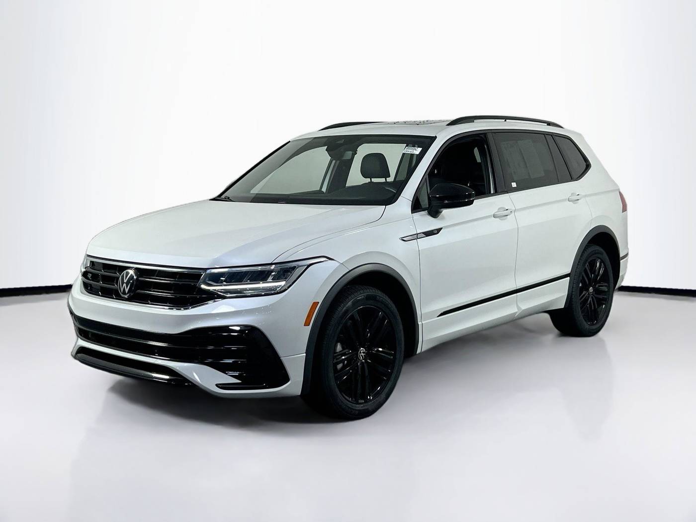 2022 Volkswagen Tiguan SE R-Line Black — SUV — 29,590 mi — Edgemont, PA