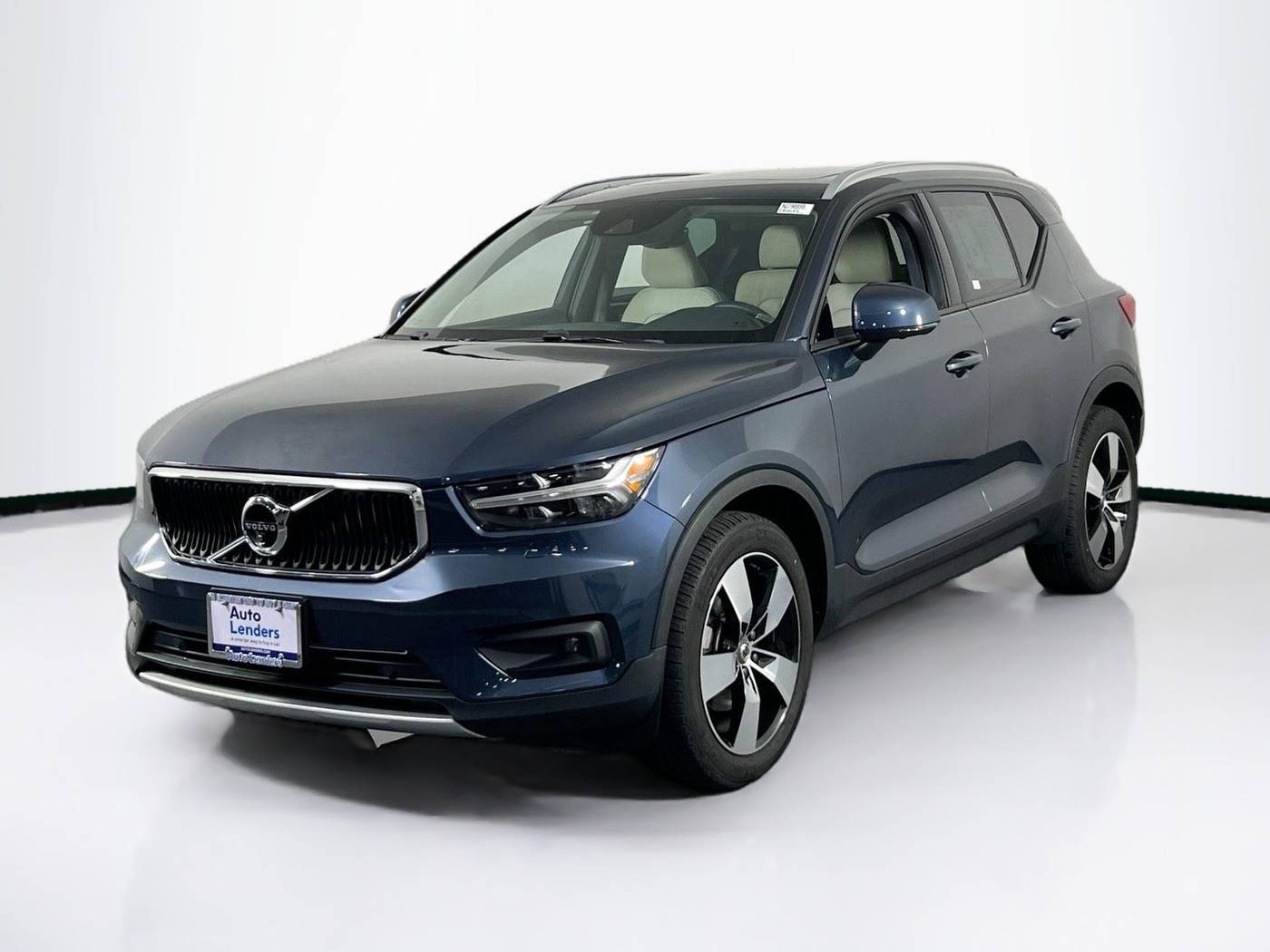 2022 Volvo XC40 Momentum — SUV — 19,816 mi — Edgemont, PA