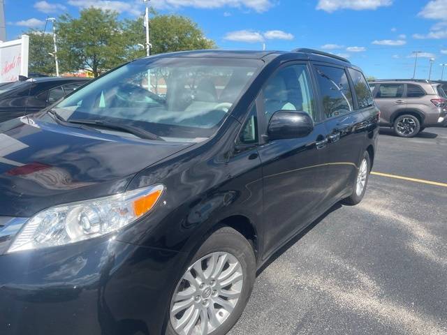 2014 Toyota Sienna XLE — Minivan — 73,625 mi — Findlay, OH
