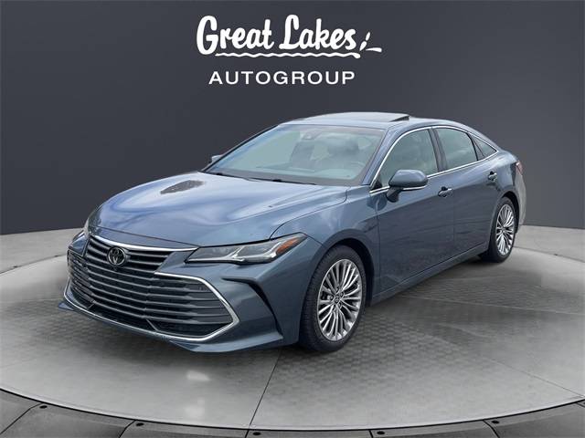 2022 Toyota Avalon Limited — Sedan — 52,601 mi — Findlay, OH