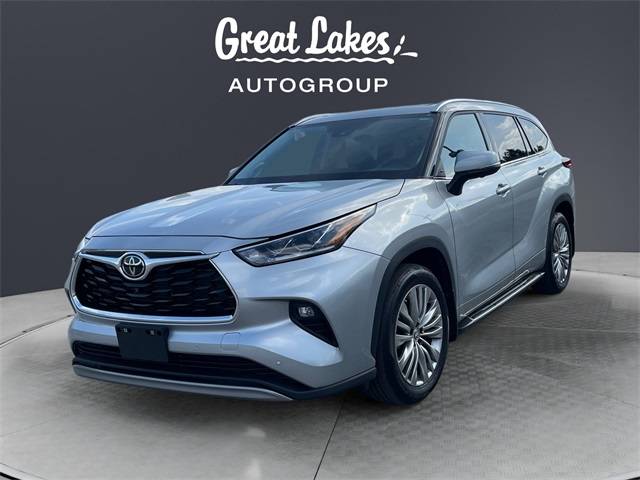 2023 Toyota Highlander Platinum — SUV — 6,059 mi — Findlay, OH