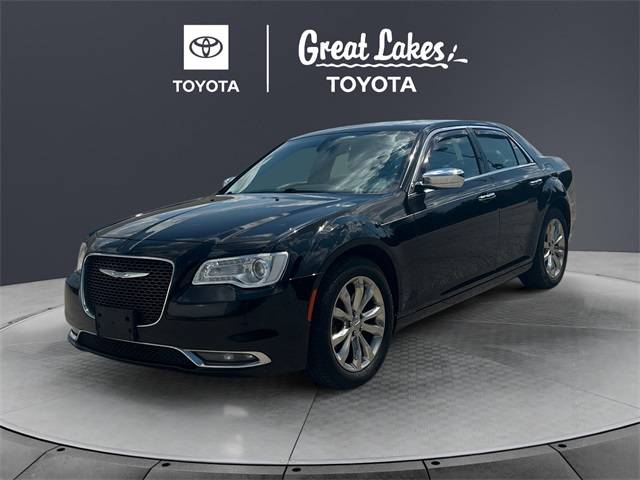 2017 Chrysler 300 C — Sedan — 198,516 mi — Findlay, OH