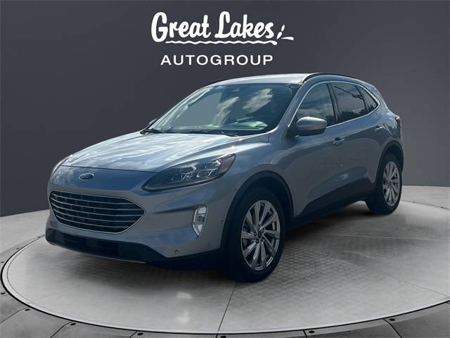 2022 Ford Escape Titanium Hybrid — SUV — 72,843 mi — Findlay, OH