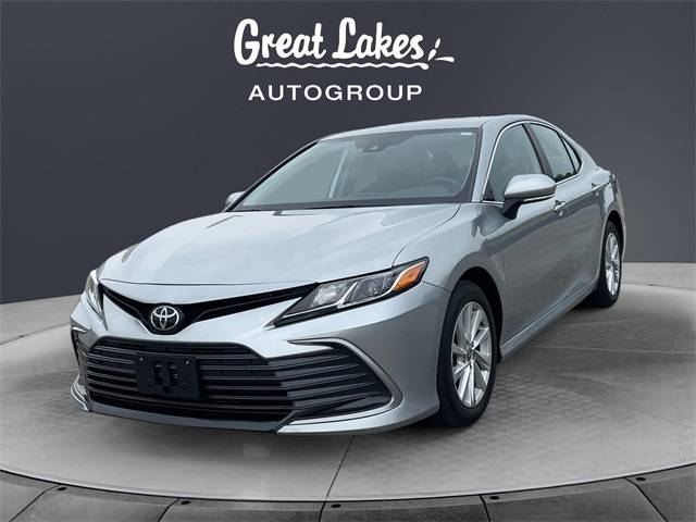 2022 Toyota Camry LE — Sedan — 34,992 mi — Findlay, OH