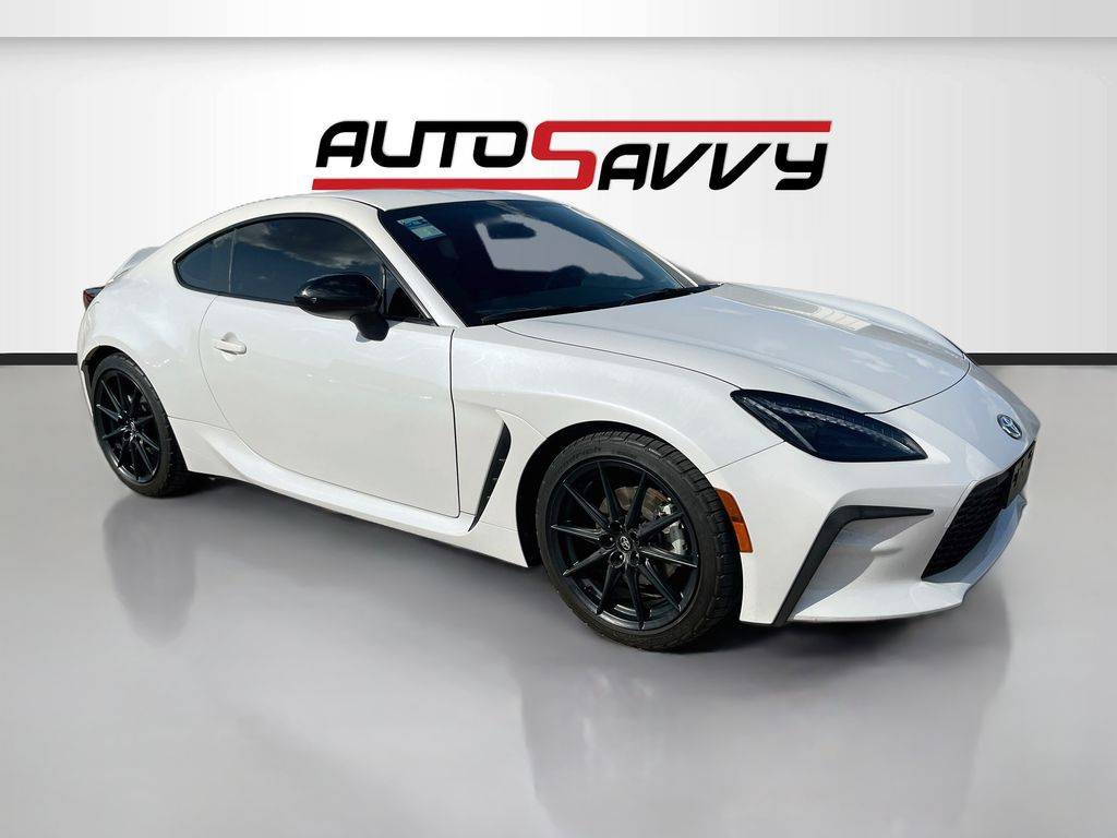 2024 Toyota GR86 Premium
