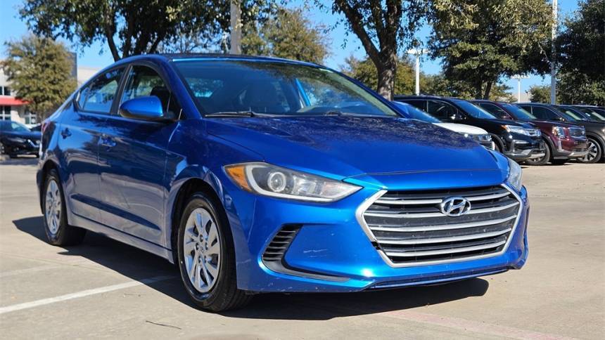 2017 Hyundai Elantra SE — Sedan — 114,426 mi — Fort Worth, TX