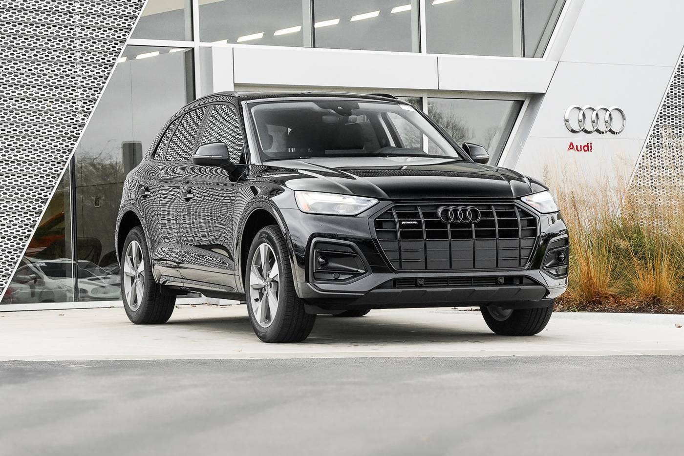 2025 Audi Q5 Premium — SUV — 3,300 mi — St. Charles, IL