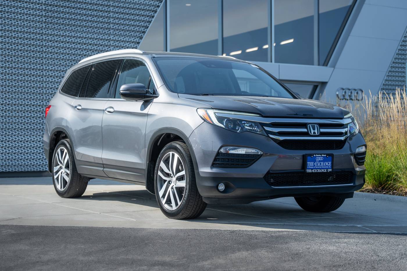 2018 Honda Pilot Elite — SUV — 54,114 mi — St. Charles, IL