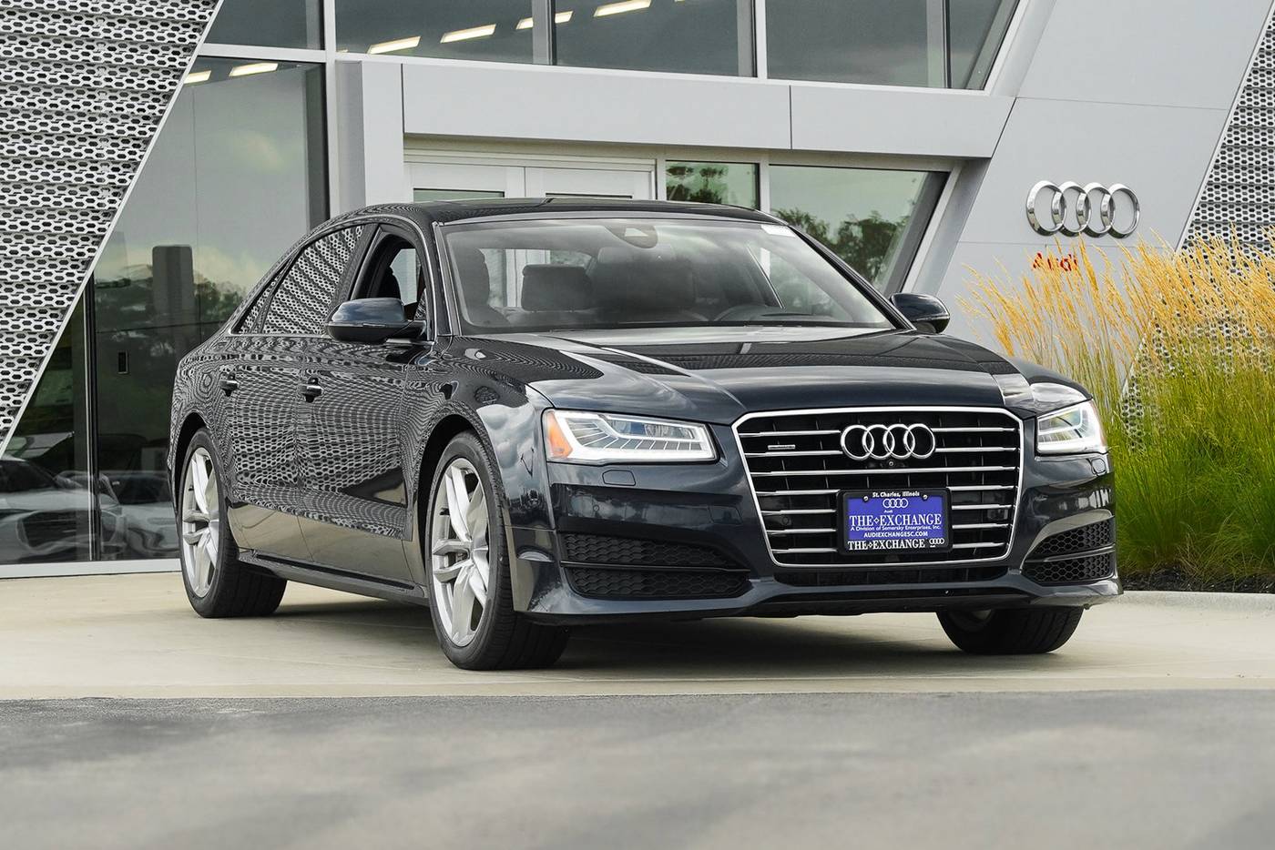 2016 Audi A8 4.0T — Sedan — 92,738 mi — St. Charles, IL