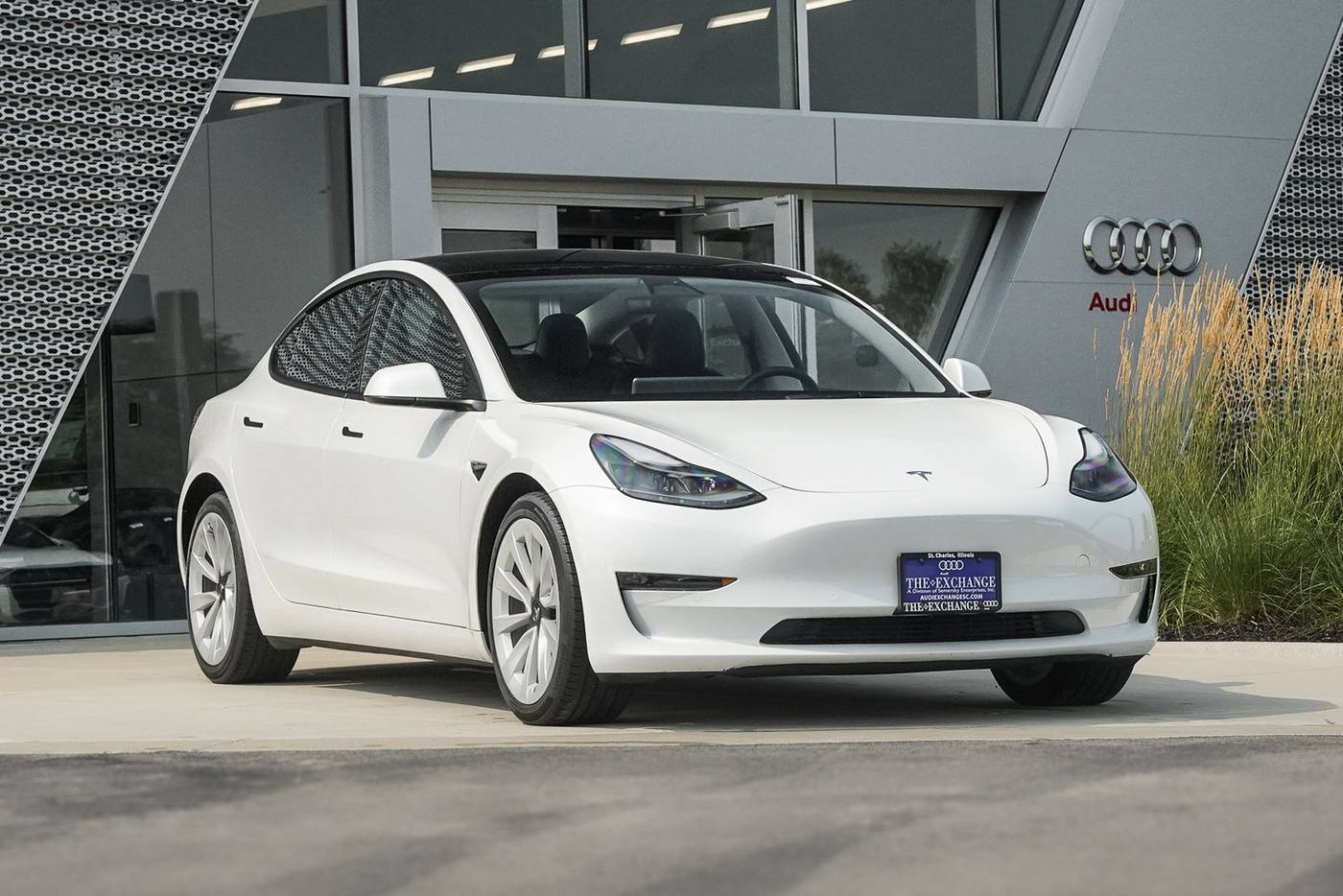 2022 Tesla Model 3 Long Range — Sedan — 22,818 mi — St. Charles, IL