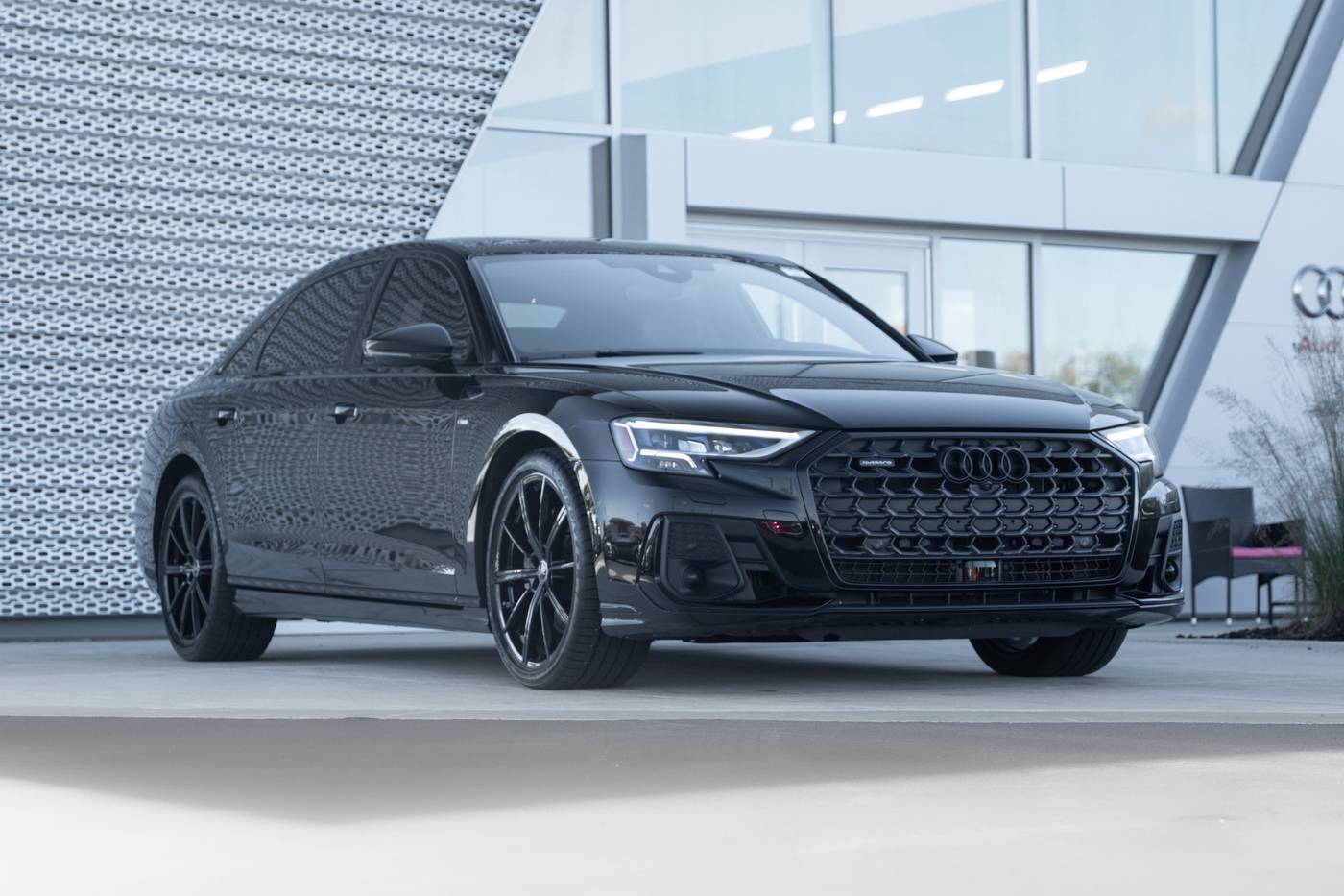 2022 Audi A8 L — Sedan — 32,076 mi — St. Charles, IL
