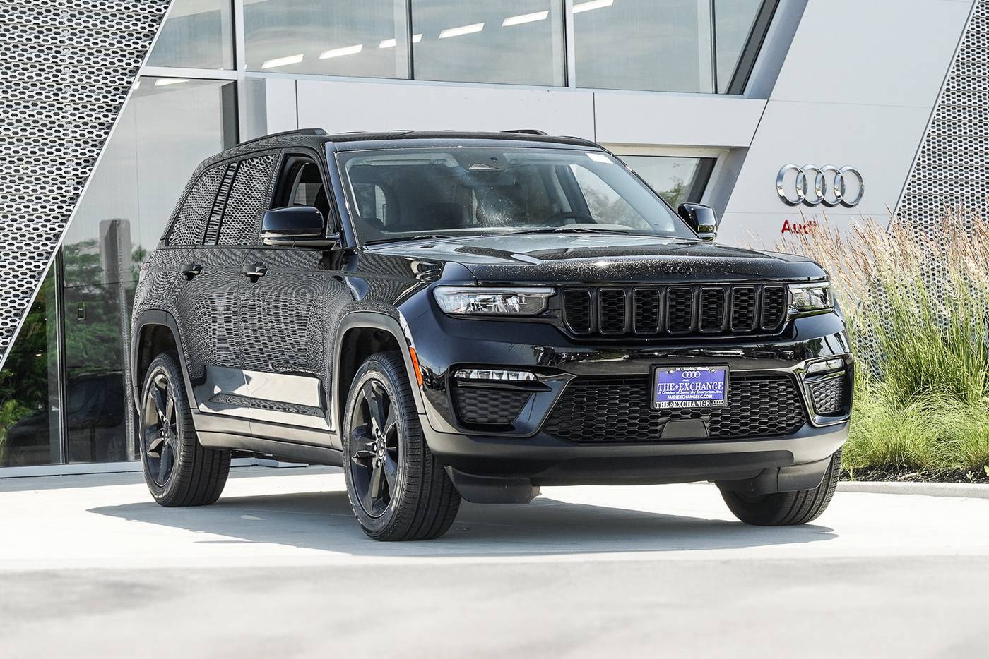 2023 Jeep Grand Cherokee Limited — SUV — 44,547 mi — St. Charles, IL