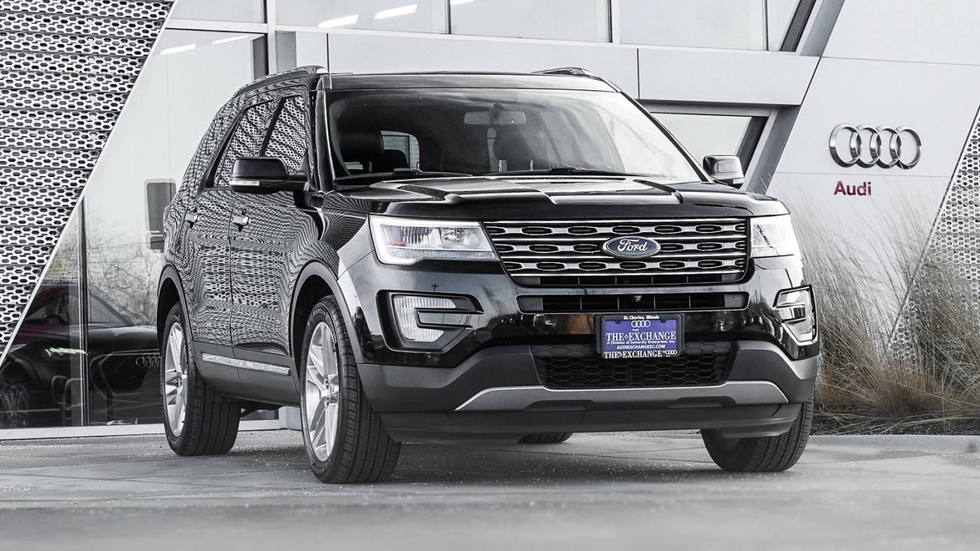 2017 Ford Explorer Limited — SUV — 117,540 mi — St. Charles, IL