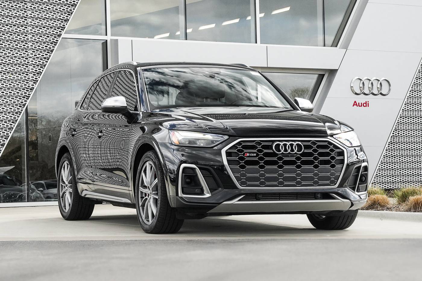 2021 Audi SQ5 Premium Plus — SUV — 45,772 mi — St. Charles, IL