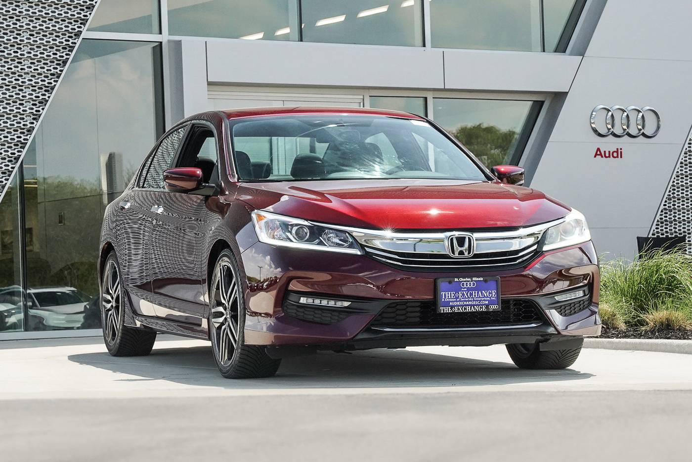 2017 Honda Accord Sport — Sedan — 127,476 mi — St. Charles, IL