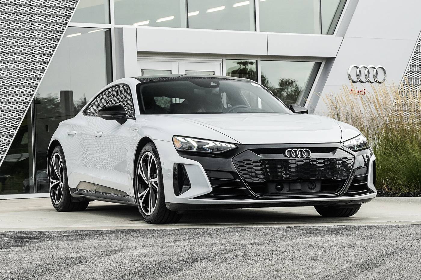 2022 Audi e-tron GT Prestige — Sedan — 40,228 mi — St. Charles, IL