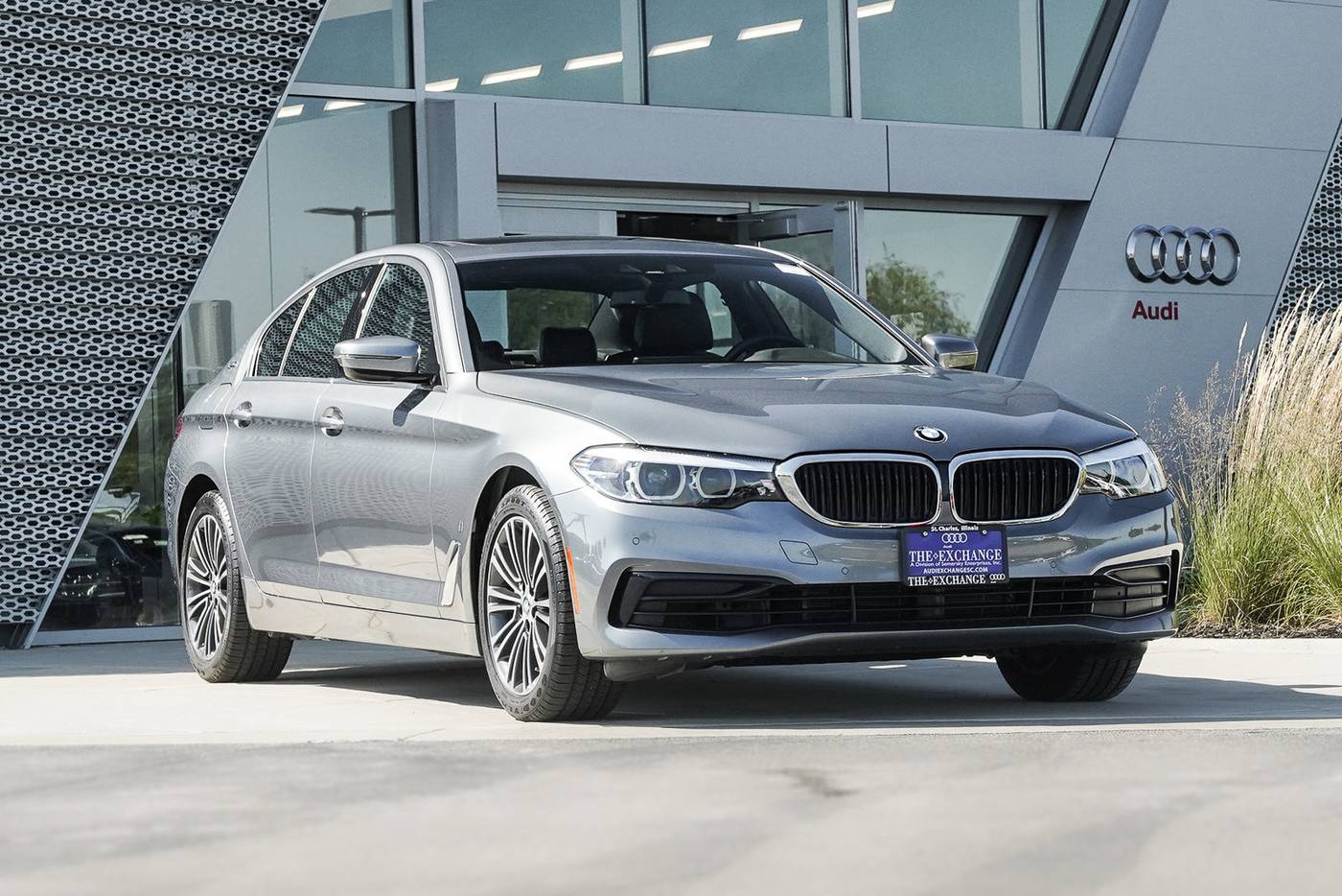 2019 BMW 5 Series 530e — Sedan — 37,167 mi — St. Charles, IL