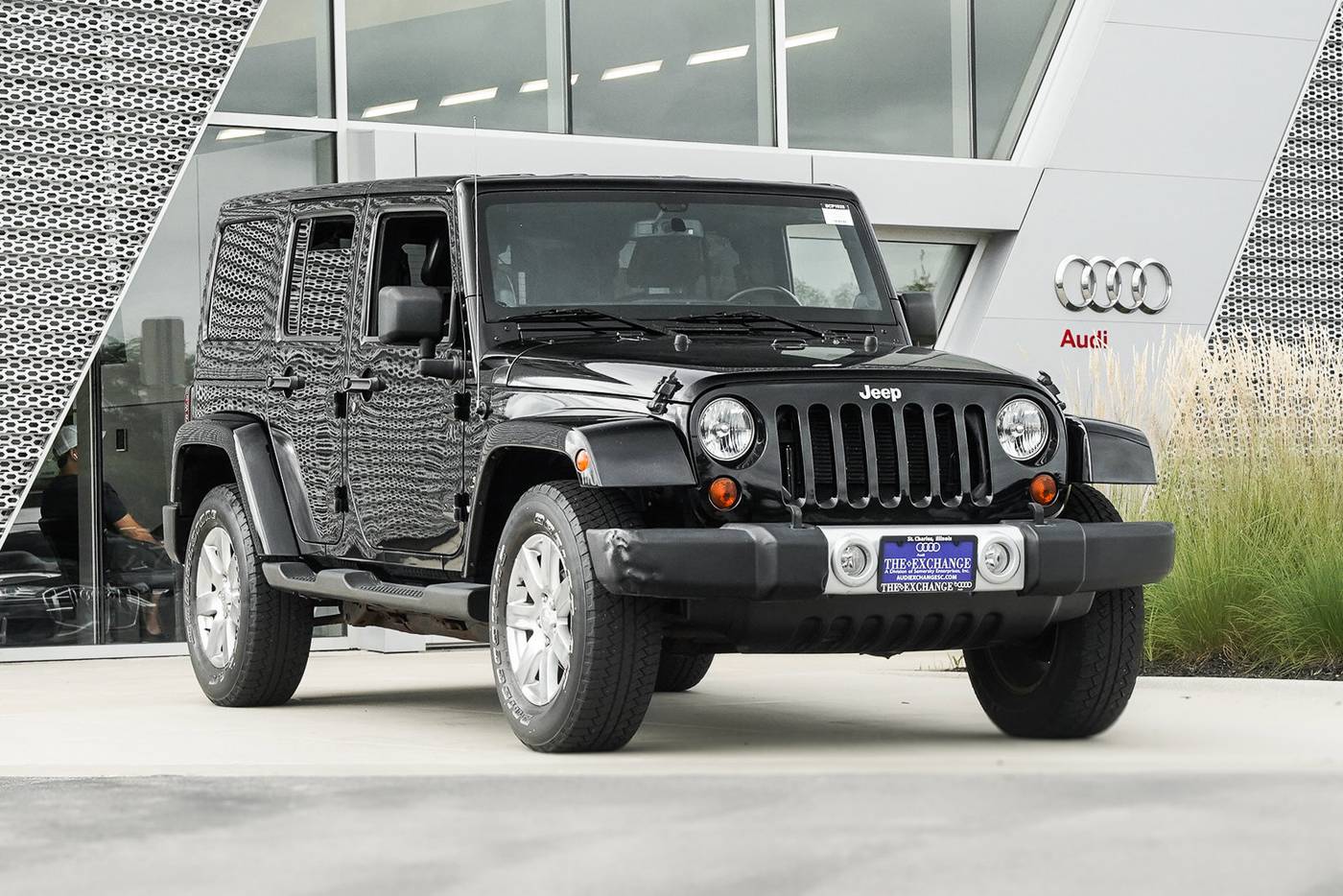 2013 Jeep Wrangler Sahara — SUV — 91,495 mi — St. Charles, IL