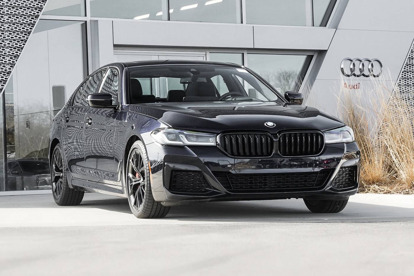 2022 BMW 5 Series 530i — Sedan — 29,286 mi — St. Charles, IL