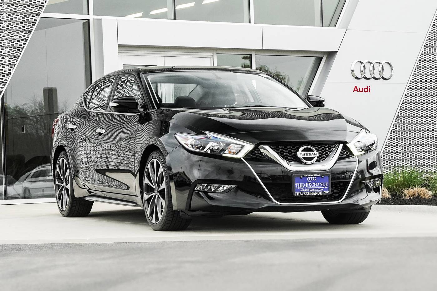 2016 Nissan Maxima SR — Sedan — 57,260 mi — St. Charles, IL