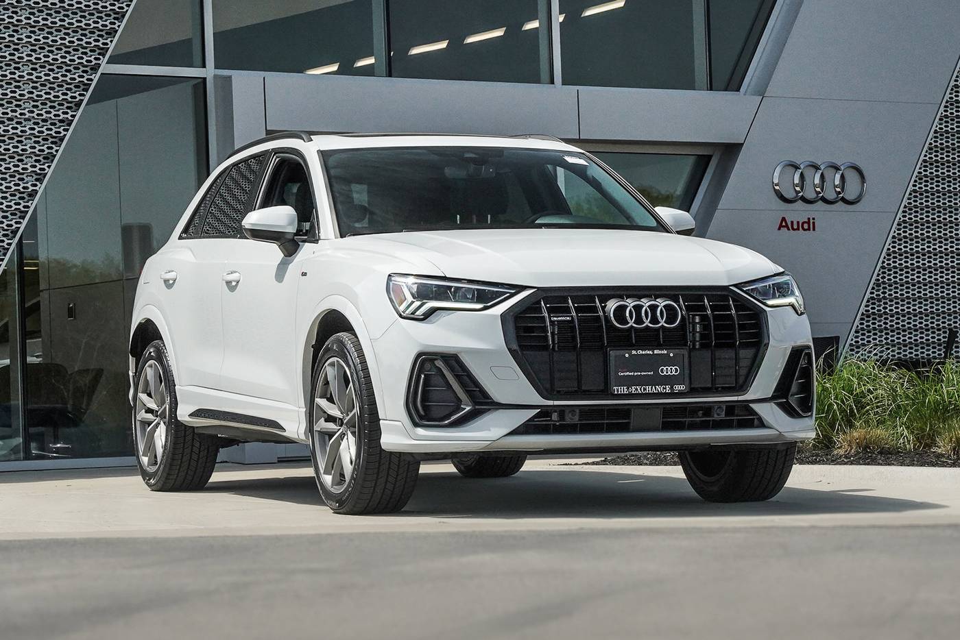 2023 Audi Q3 S line Premium — SUV — 29,682 mi — St. Charles, IL