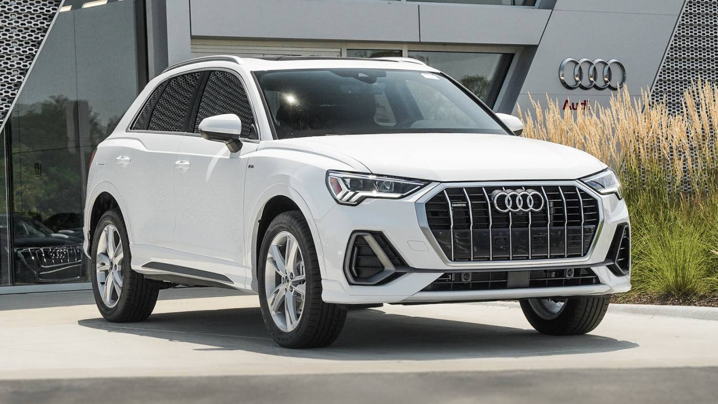 2024 Audi Q3 S line Premium Plus — SUV — 1,833 mi — St. Charles, IL