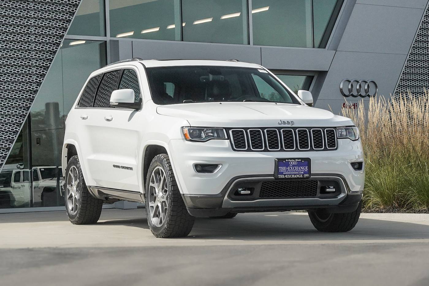 2018 Jeep Grand Cherokee Sterling Edition — SUV — 66,235 mi — St. Charles, IL
