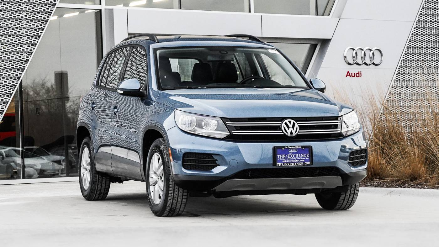 2017 Volkswagen Tiguan S — SUV — 52,127 mi — St. Charles, IL