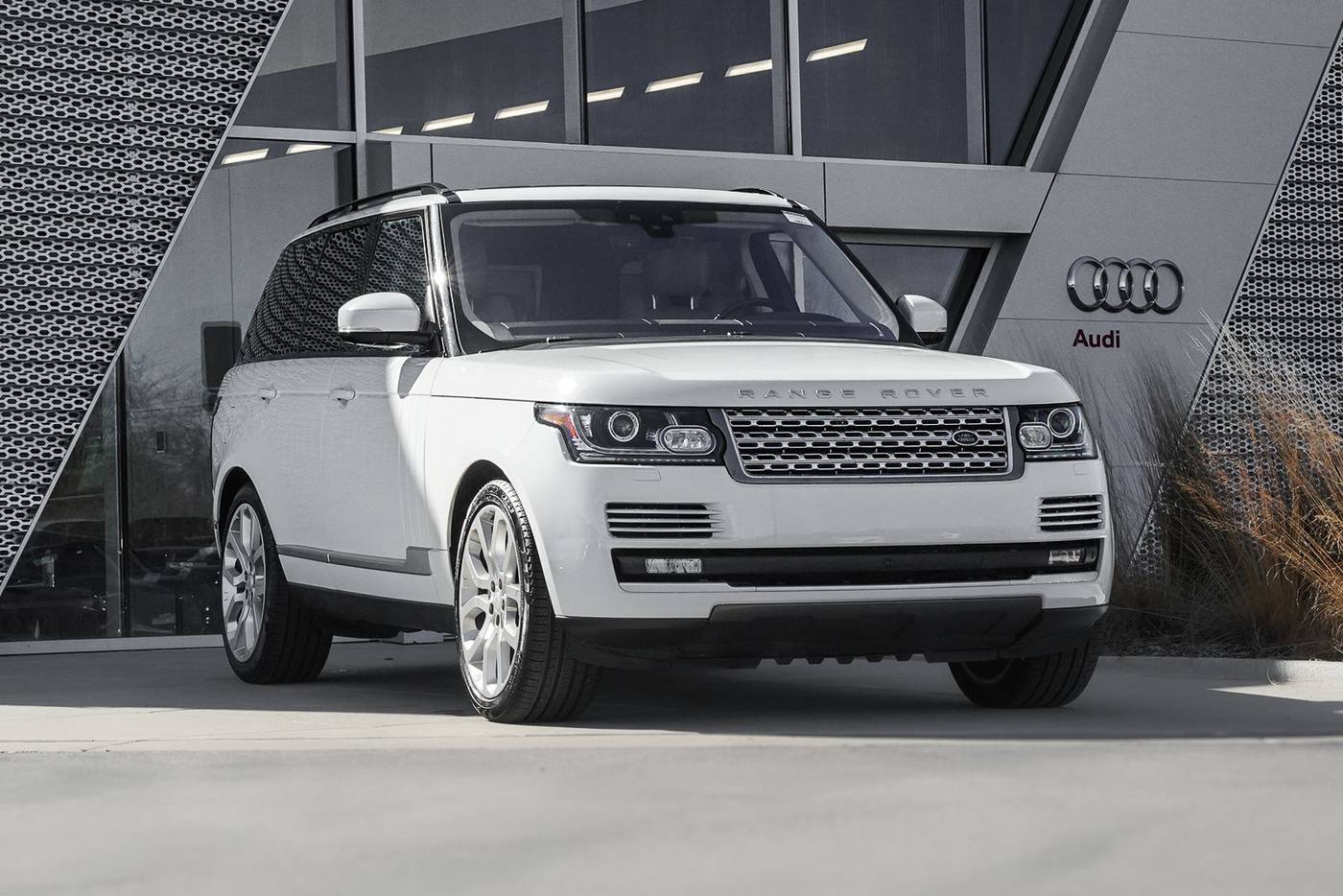 2017 Land Rover Range Rover HSE — SUV — 81,266 mi — St. Charles, IL