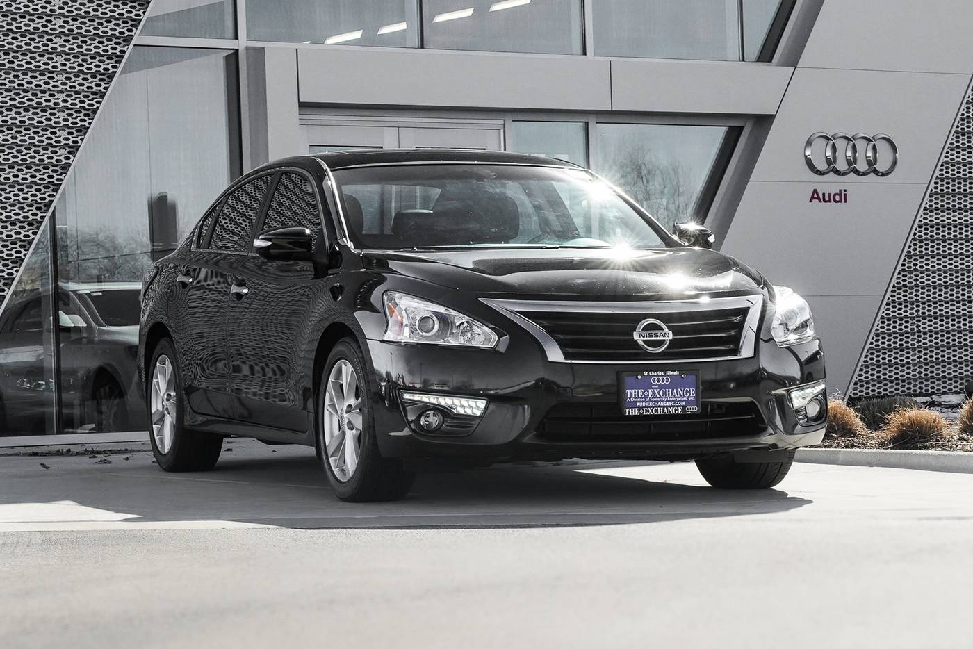 2014 Nissan Altima 2.5 SL — Sedan — 130,731 mi — St. Charles, IL