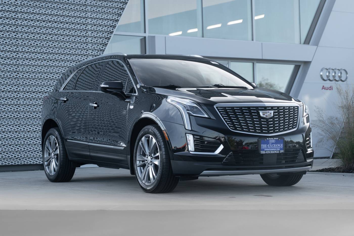 2024 Cadillac XT5 Premium Luxury — SUV — 43,094 mi — St. Charles, IL