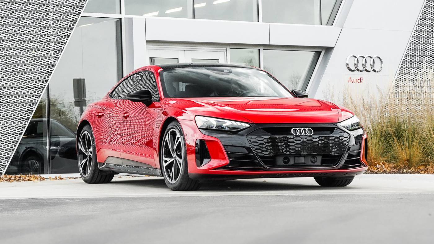 2022 Audi e-tron GT Prestige — Sedan — 5,243 mi — St. Charles, IL