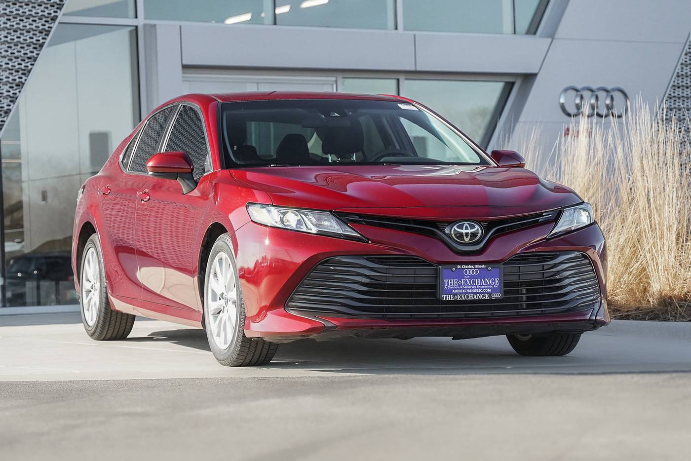 2018 Toyota Camry LE — Sedan — 99,984 mi — St. Charles, IL