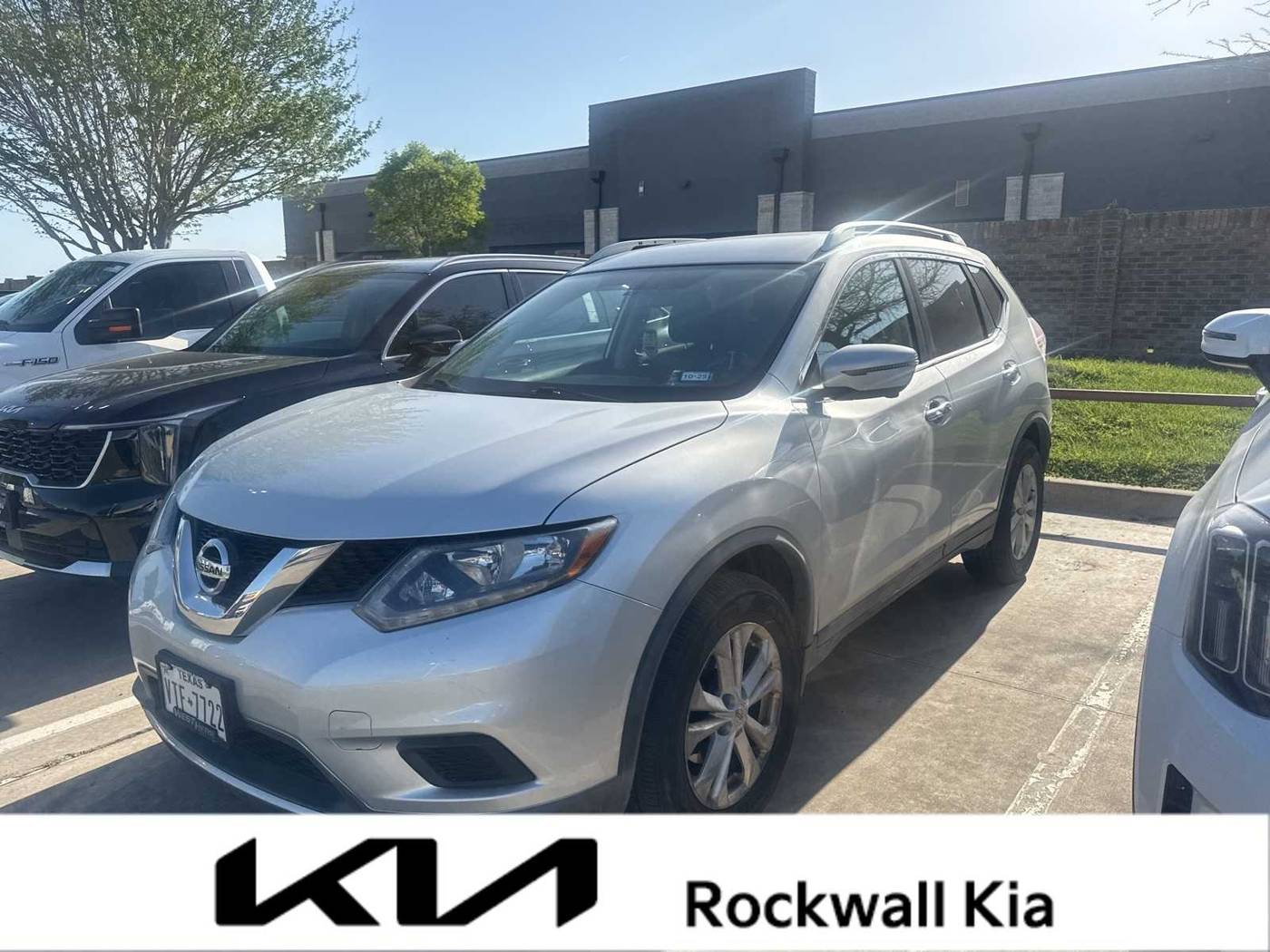 2016 Nissan Rogue SV — SUV — 42,590 mi — Rockwall, TX
