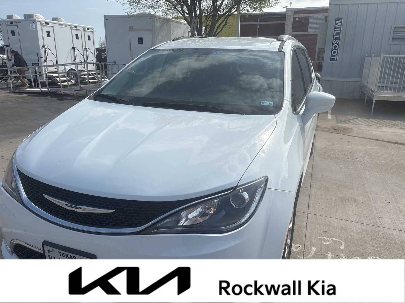 2020 Chrysler Pacifica Touring — Minivan — 79,555 mi — Rockwall, TX