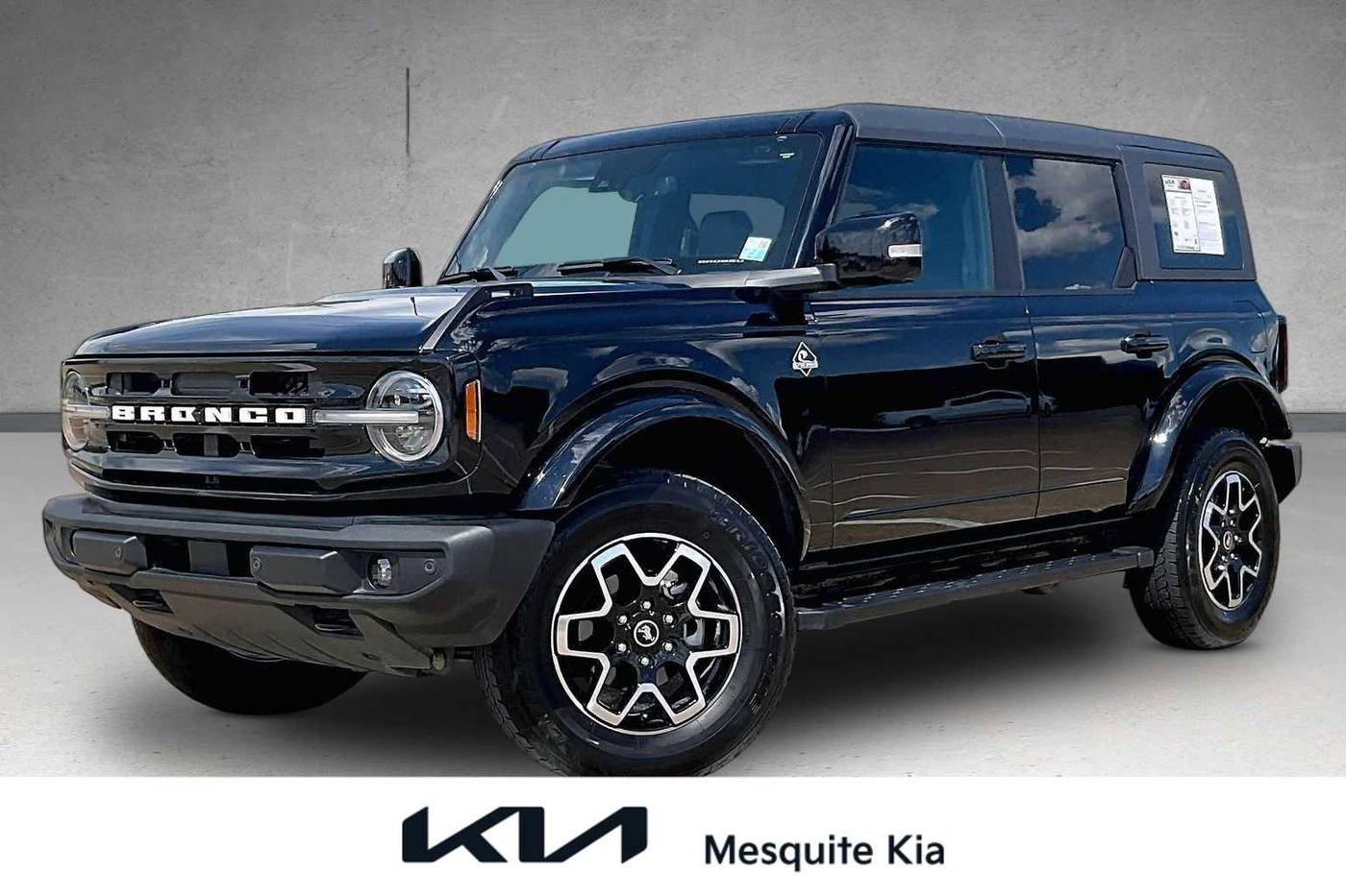 2024 Ford Bronco Outer Banks