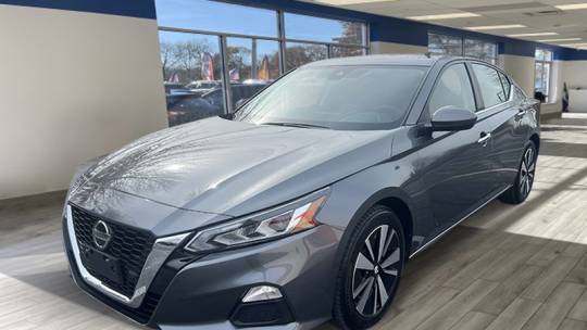 2022 Nissan Altima SV — Sedan — 56,419 mi — Wesy Babylon, NY