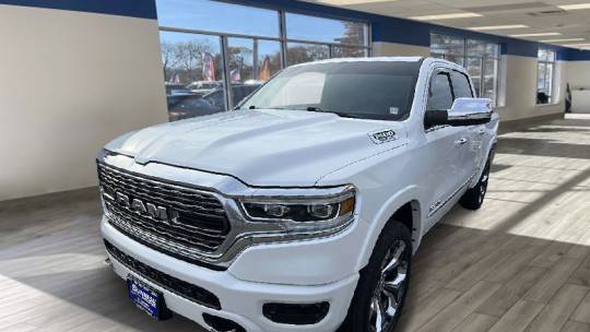 2020 Ram 1500 Limited — Pickup Truck — 93,393 mi — Wesy Babylon, NY
