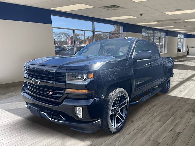 2017 Chevrolet Silverado 1500 LT — Pickup Truck — 87,372 mi — Wesy Babylon, NY