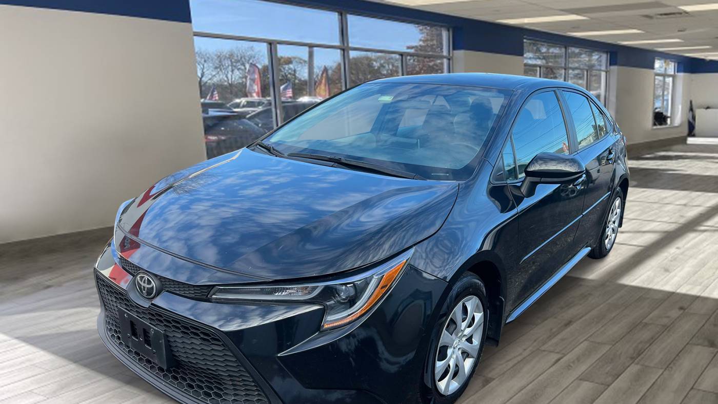 2021 Toyota Corolla LE — Sedan — 66,443 mi — Wesy Babylon, NY