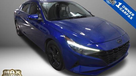 2022 Hyundai Elantra SEL — Sedan — 74,620 mi — Manhattan, KS