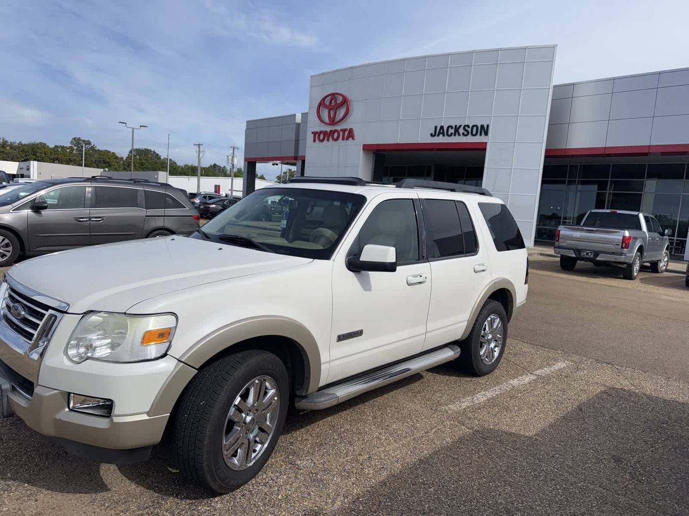 2008 Ford Explorer Eddie Bauer — SUV — 215,394 mi — Jackson, MS