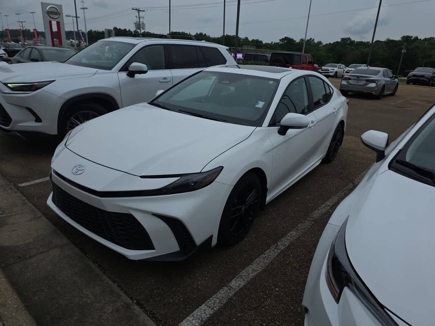 2025 Toyota Camry SE — Sedan — 9,969 mi — Jackson, MS