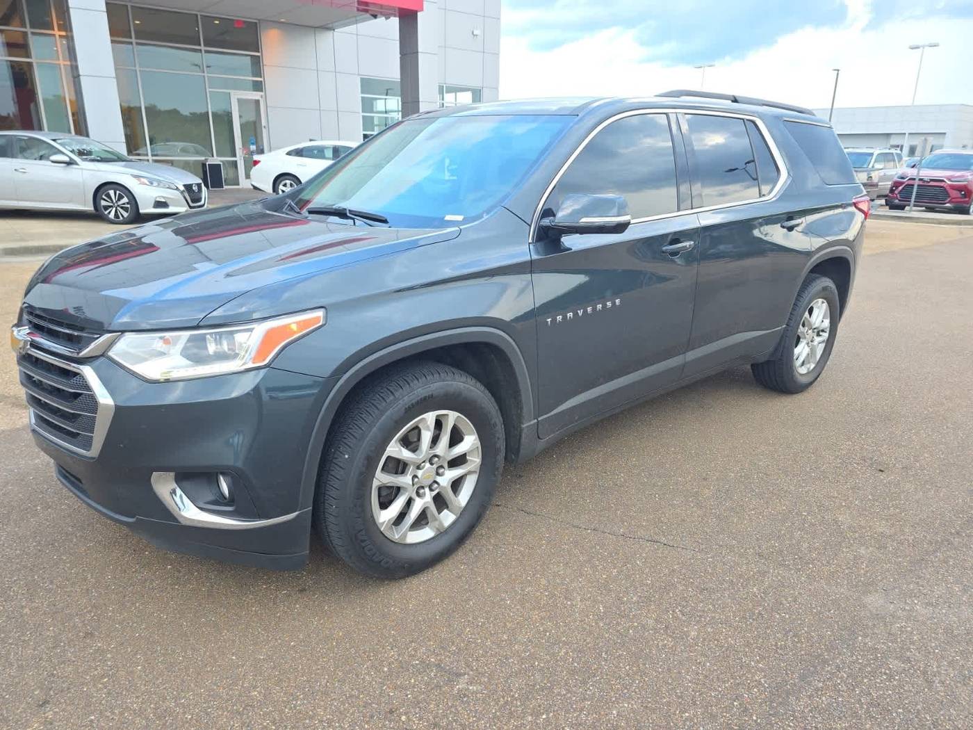 2020 Chevrolet Traverse LT Cloth — SUV — 73,740 mi — Jackson, MS