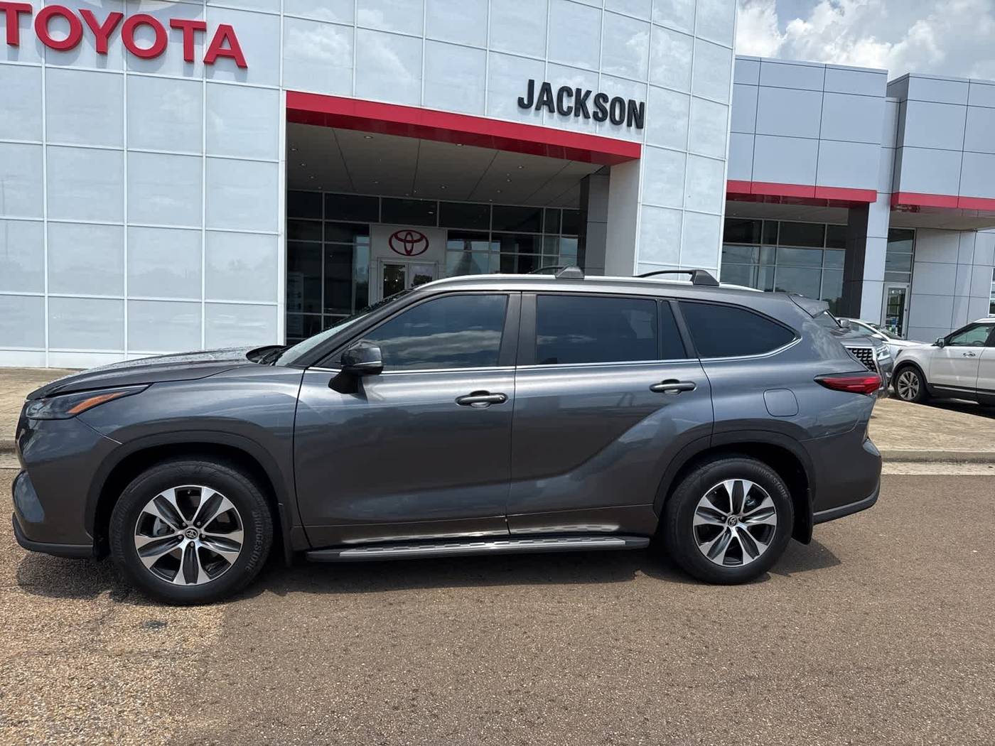 2023 Toyota Highlander L — SUV — 35,918 mi — Jackson, MS